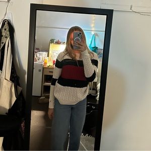 Tommy Hilfiger Sweater (Ladies Small)